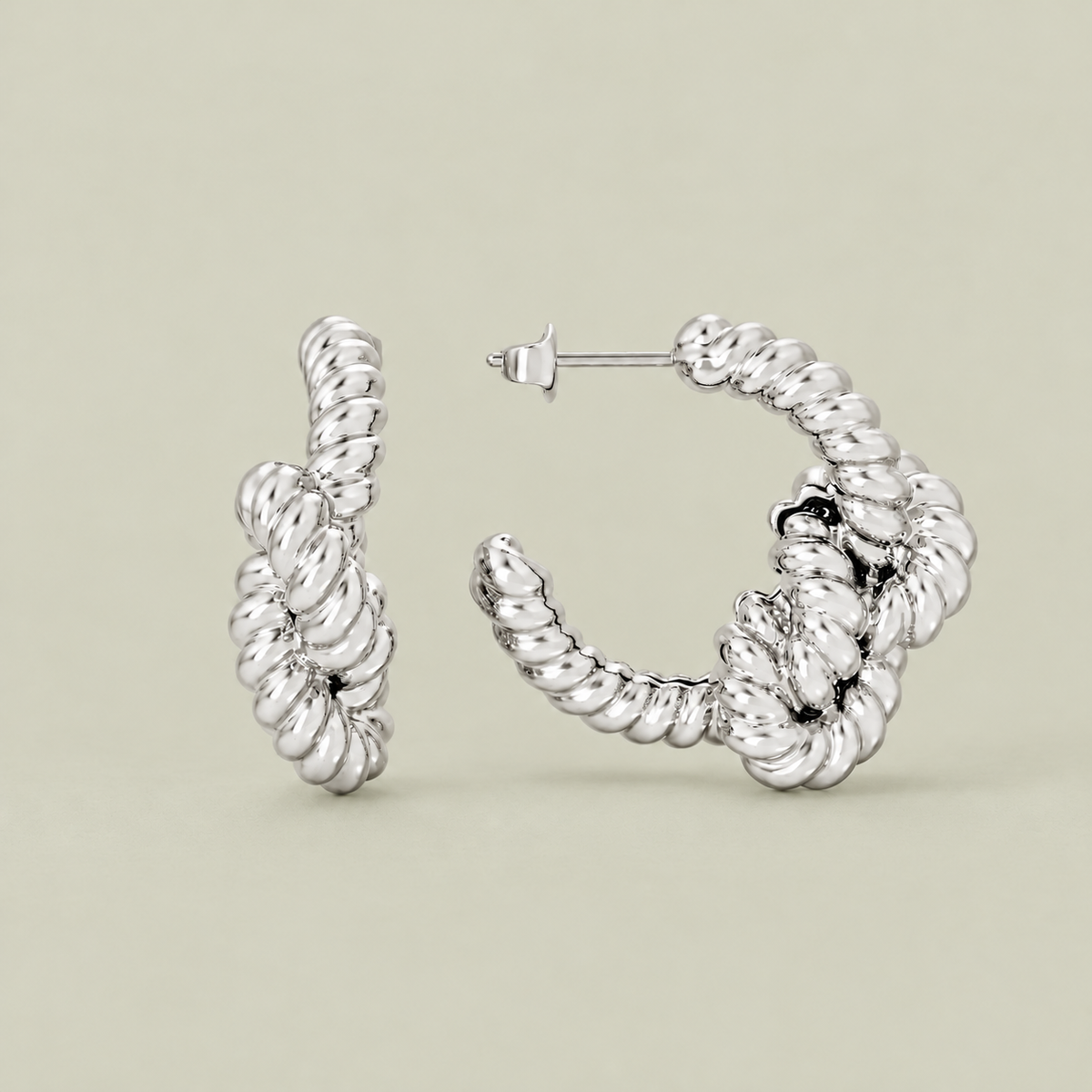 KNOT HOOP Silver – sølvbelagte øreringe med ottetalsknob